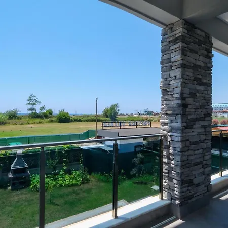 Prestige Villa *